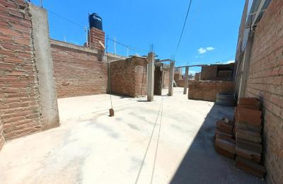 VENTA DE CASA DE 2 PISOS EN URB. FEDERICO VILLARREAL